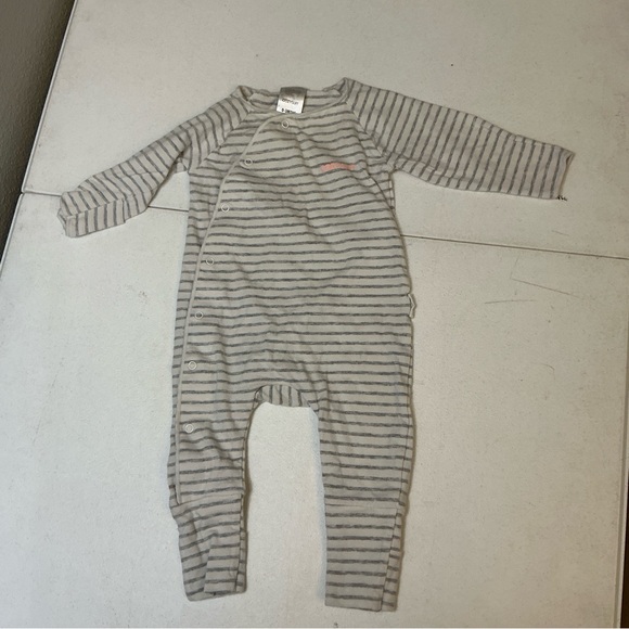 Bonds Other - Bonds Baby Grey Marle Stripe Cosysuit Snap 0-3M EUC